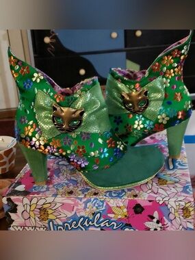 Irregular Choice Green maiow Sz 41